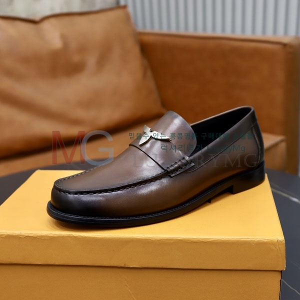  ̺ ĳ־  1LV3077806-1