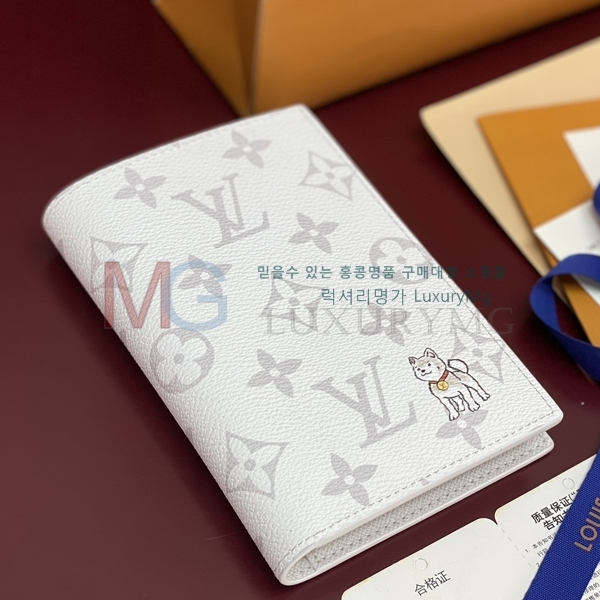 ���̺��� �н���Ʈ Ŀ�� �������� M27083-1