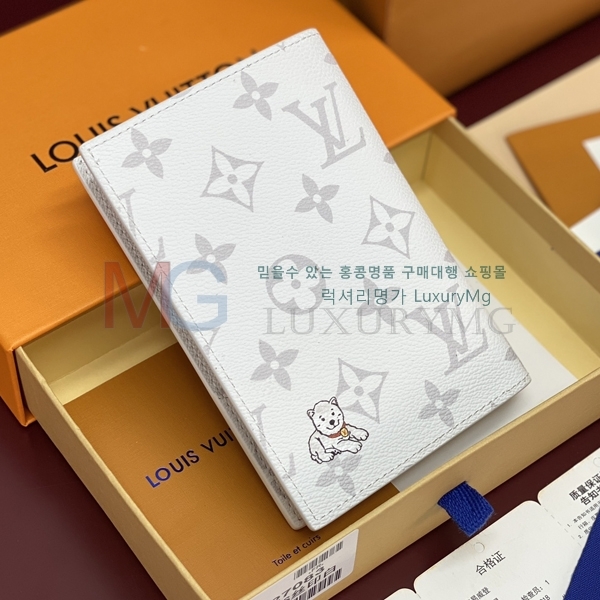 ���̺��� �н���Ʈ Ŀ�� �������� M27083-1