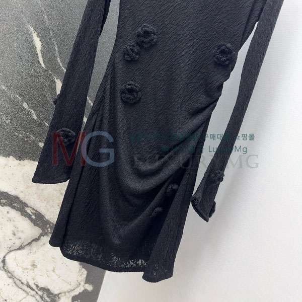 ���� �߷�Ƽ�� ���ǽ� VA3567567-8