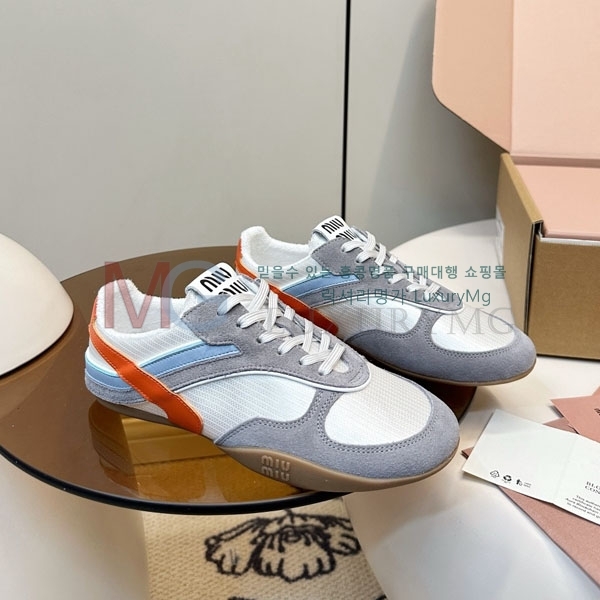 �������� �̿�̿� ����Ŀ�� M5M66011-2