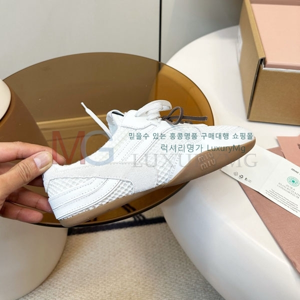 �������� �̿�̿� ����Ŀ�� M5M66011-3