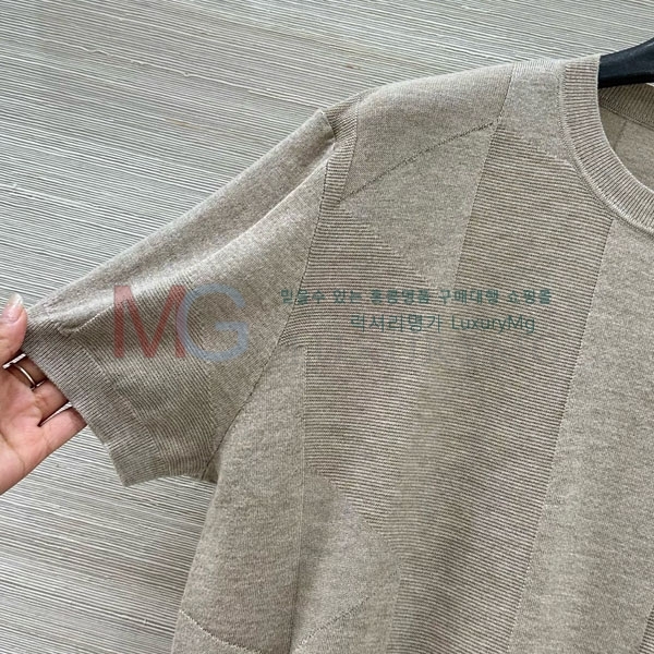 ���� �����޽� ������ ���� Ƽ���� HE634053-11