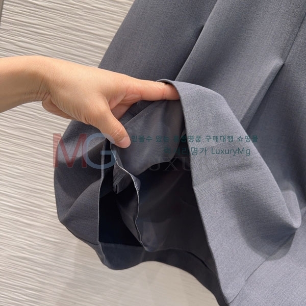 ���� �ο��� ��ĿƮ LW25456456-6