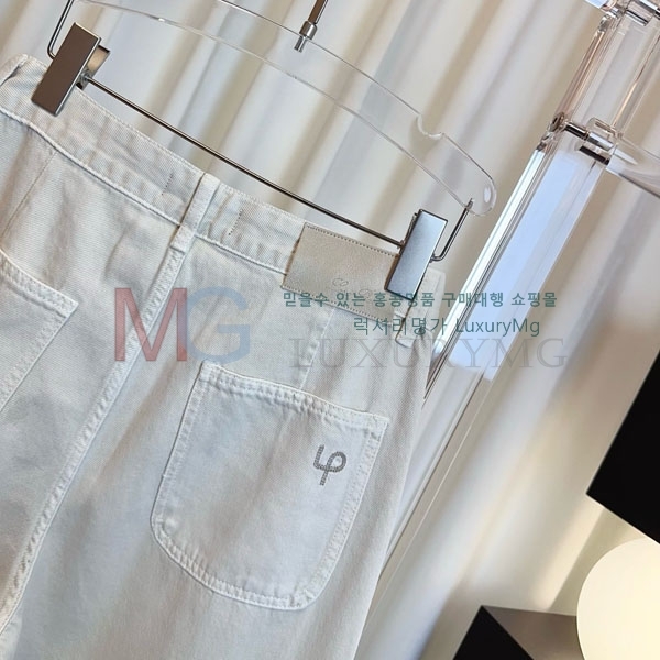 ���� �η�**�� ���� LP745602-7