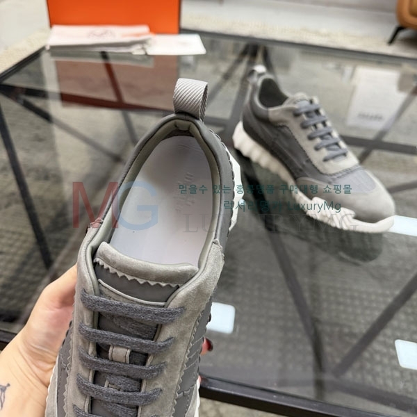 ���� �����޽� ����Ŀ�� HE566301-5