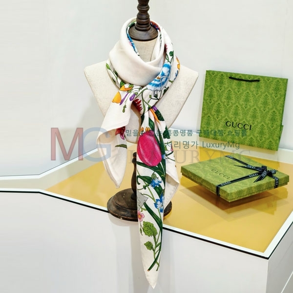 ���� ���÷�/��ī�� GU23240-8