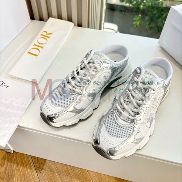 ��� �� ����Ŀ�� �������� DR966066-2