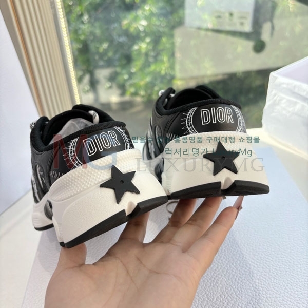 ��� �� ����Ŀ�� �������� DR966066-3