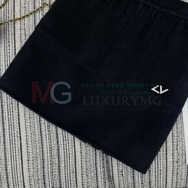 ���� ���̺��� ��ĿƮ LV565704-2