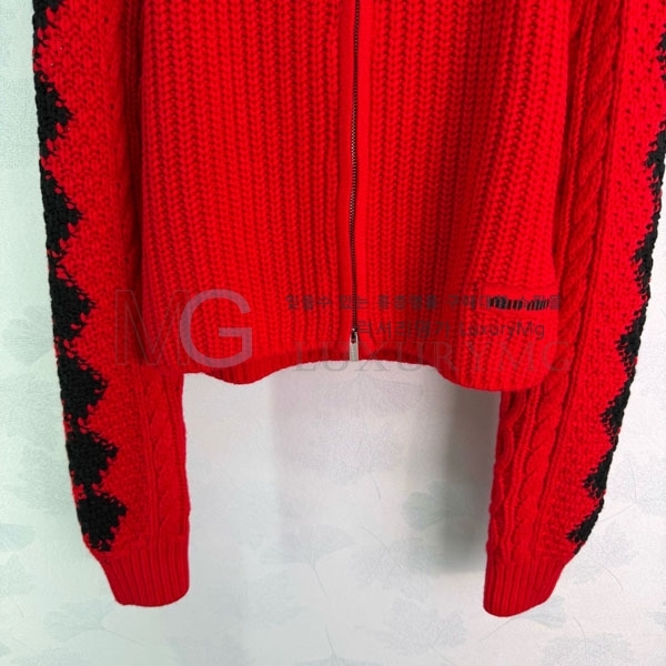 ���� �̿�̿� ������ ����� MU512043-17