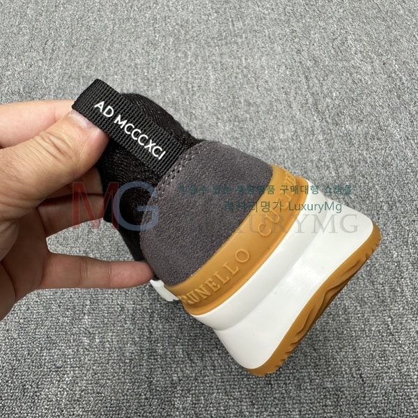 ���ڷ� ��ġ�ڸ� ����Ŀ�� BC771153-3