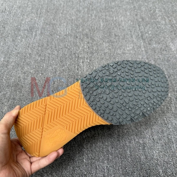 ���ڷ� ��ġ�ڸ� ����Ŀ�� BC771153-5