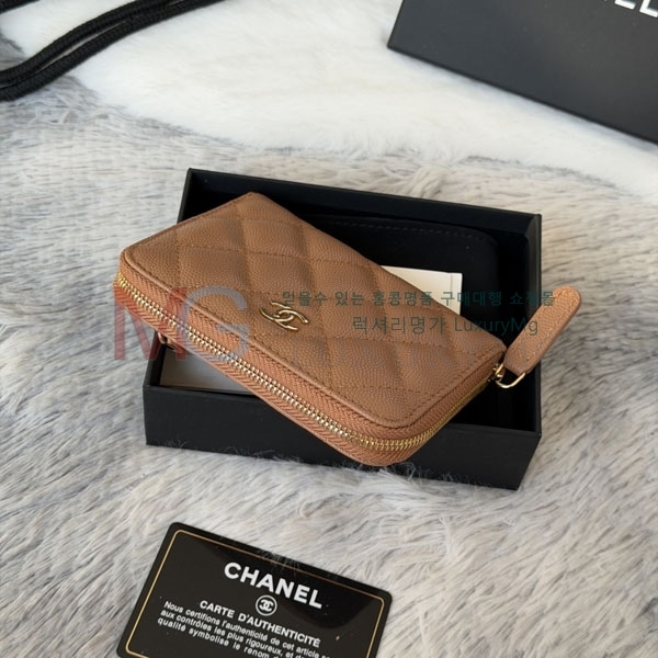 ��* Ŭ���� ���۵��� ������ AP4652-8