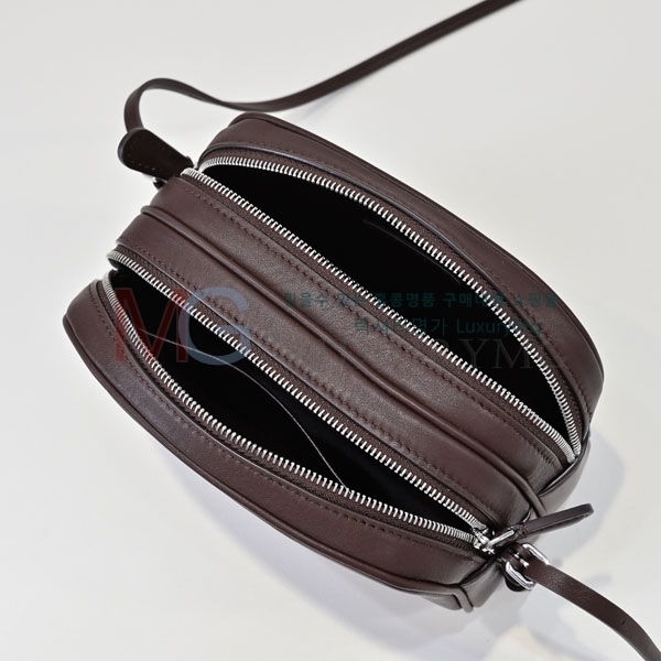 �� �ο� Ʈ���� 950100-3