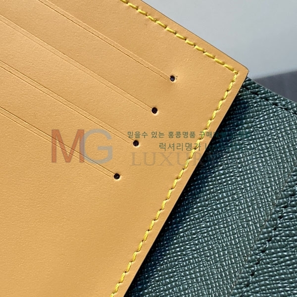 ���̺��� �н���Ʈ Ŀ�� �������� M27054-1