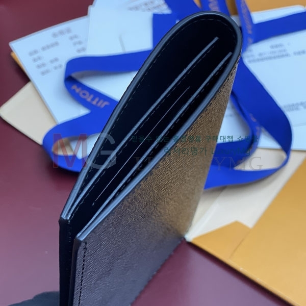 ���̺��� �н���Ʈ Ŀ�� �������� M26774-1