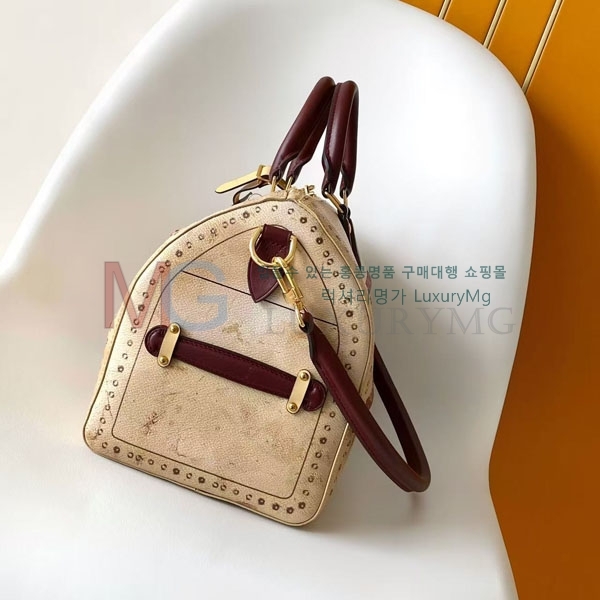 ���̺��� ���ǵ� ����Ʈ 30 M28149-1