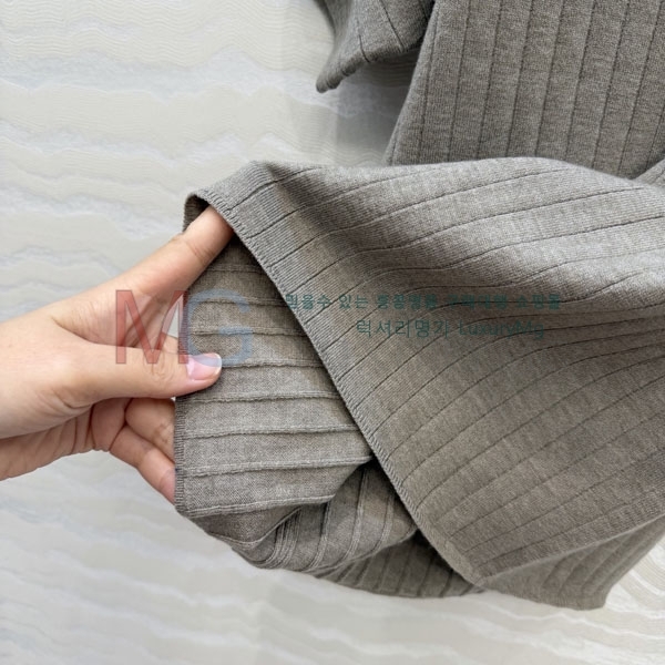 ���� �η�**�� ���� Ƽ���� LP345777-2