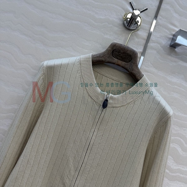 ���� �η�**�� ������ ����� LP323502-1