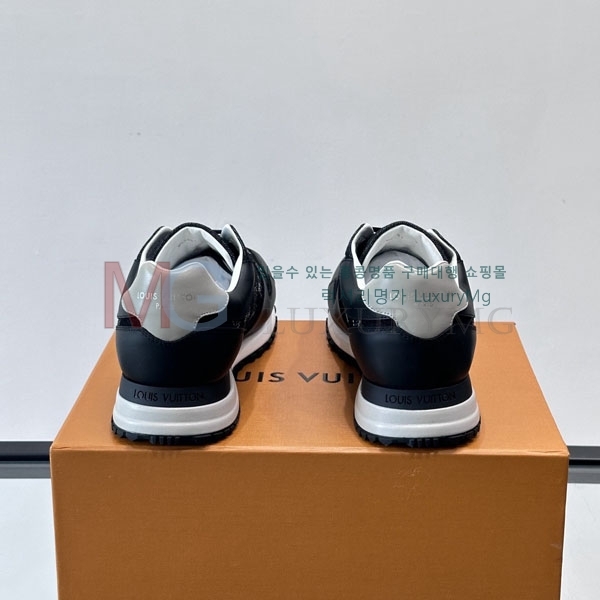 ����  ����*�� ����Ŀ�� LV764402-3