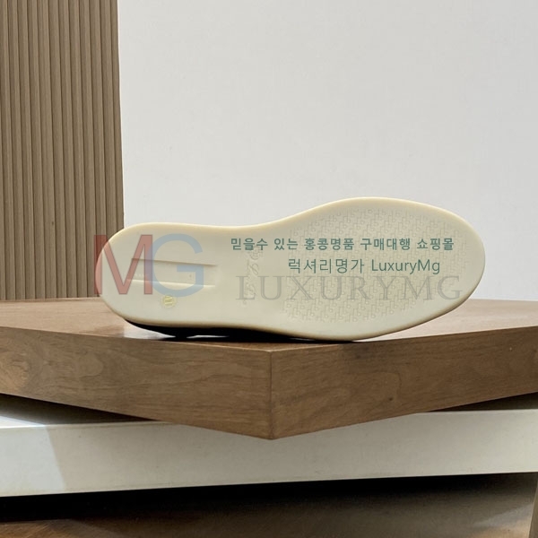 ���� �η�**�� ����Ŀ�� L55807743-4