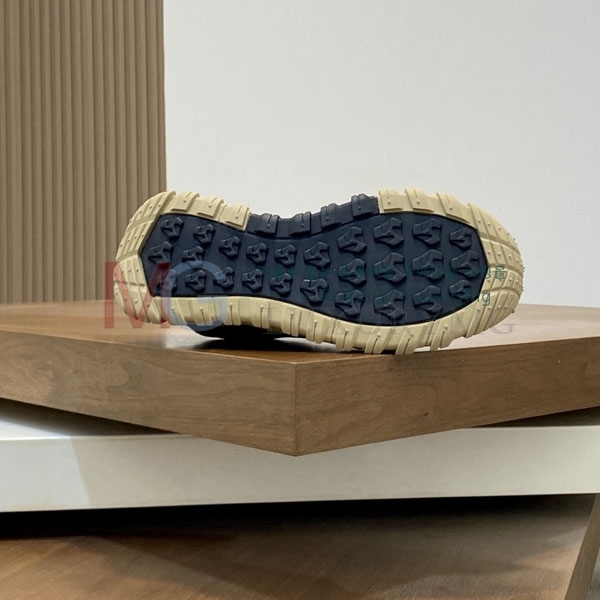 ��**�� ����Ŀ�� MN336011