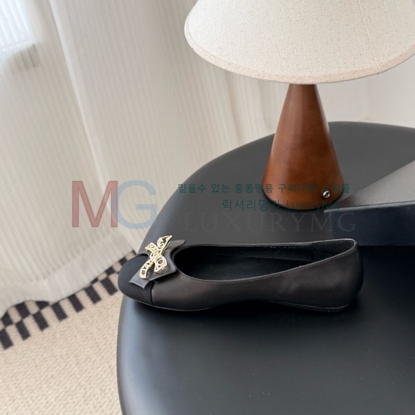 ���� ��*  �÷����� A7116602-1