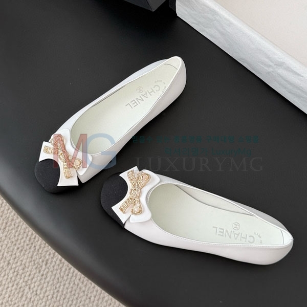 ���� ��*  �÷����� A7116602