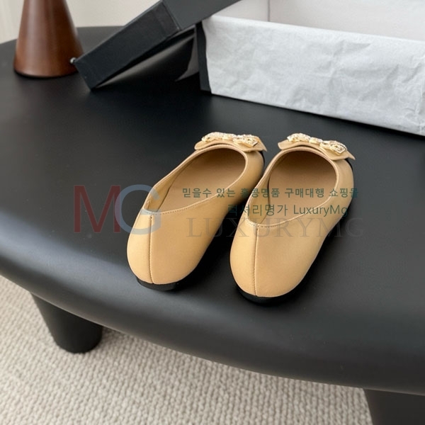 ���� ��*  �÷����� A7116602-2