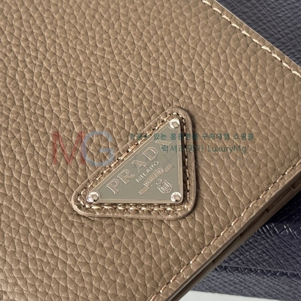 ����� ������ 2M0513-51