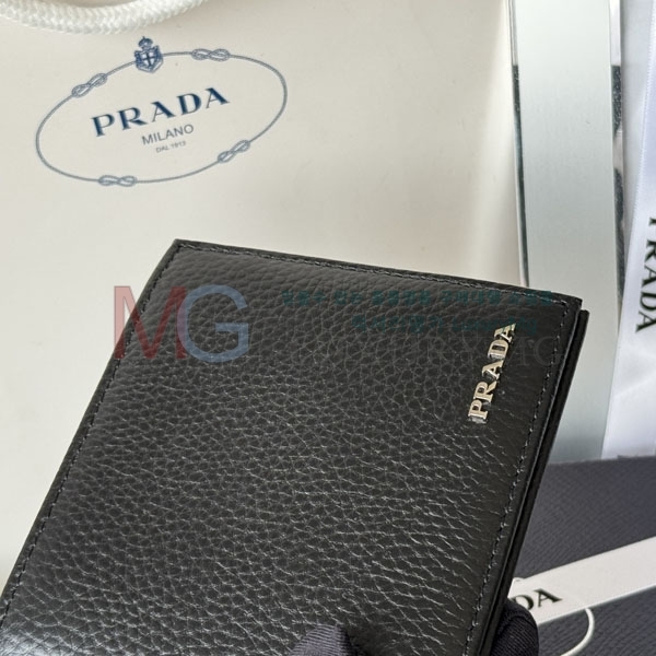 ����� ������ 2M0513-301