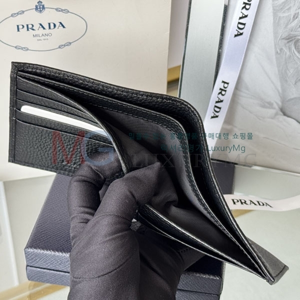 ����� ������ 2M0513-303