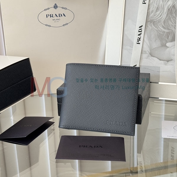 ����� ������ 2M0513-306