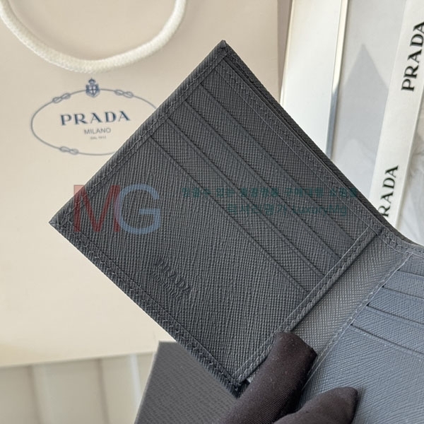 ����� ������ 2M0513-306