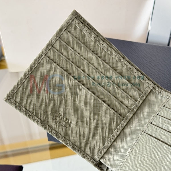 ����� ������ 2M0513-311