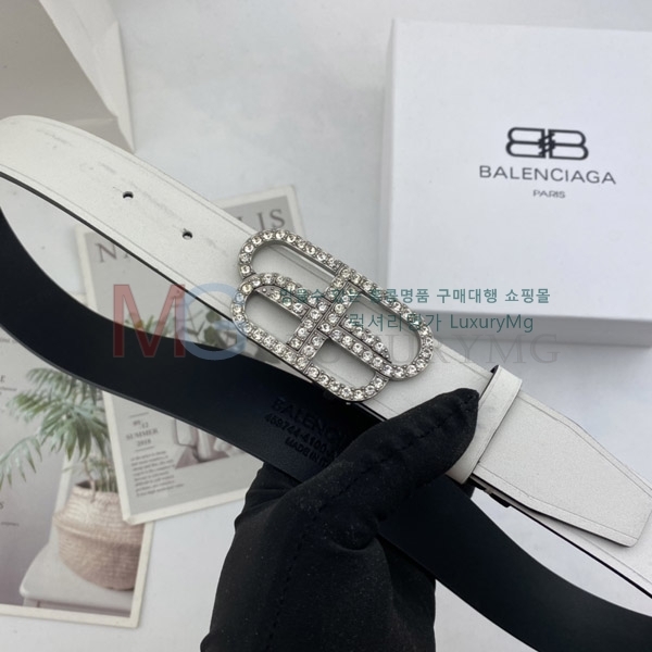 ���� �߷��þư� ��Ʈ BA312311-4