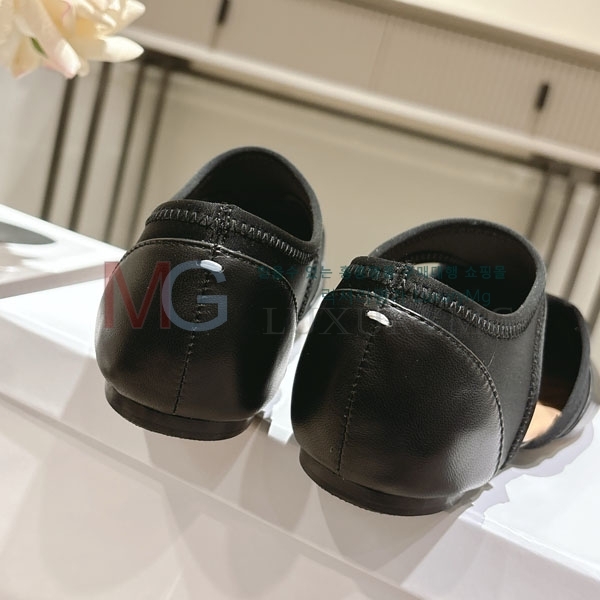  �������������� �÷����� ���� MZ60451