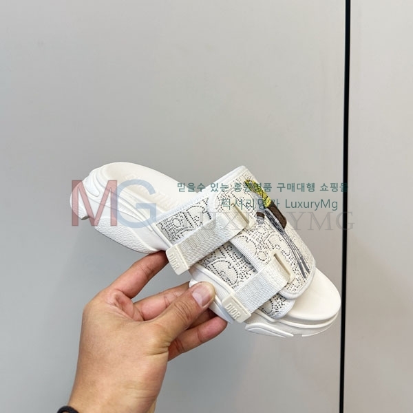 ��� ���� DR66330-4