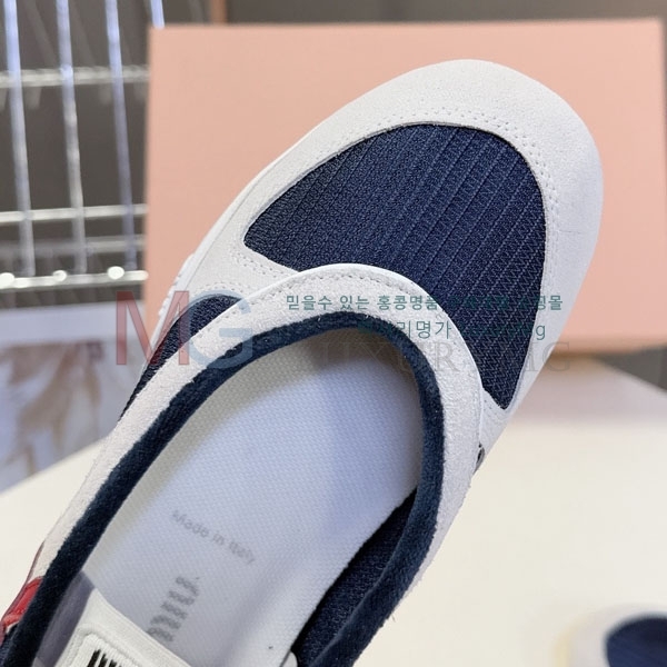 ���� �̿�̿� ����Ŀ�� 2M551123-3