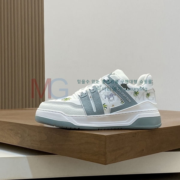 ���� ���̺��� ����Ŀ�� LV452220