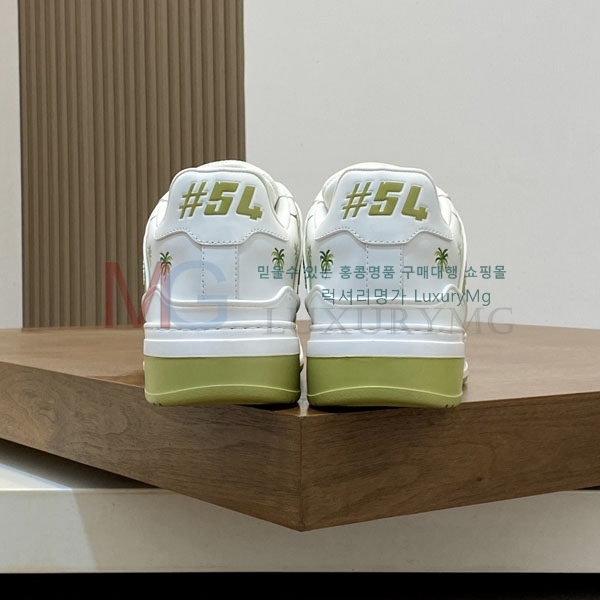 ���� ���̺��� ����Ŀ�� LV452220-4