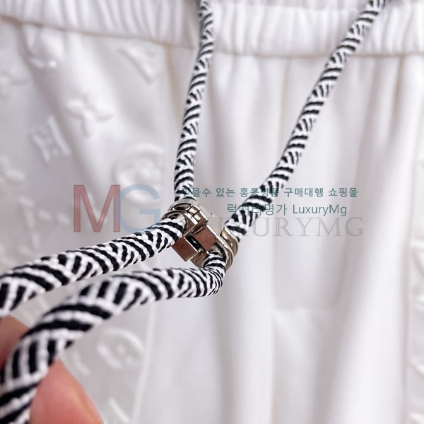 ���� ���̺��� �ݹ��� 4123855-20