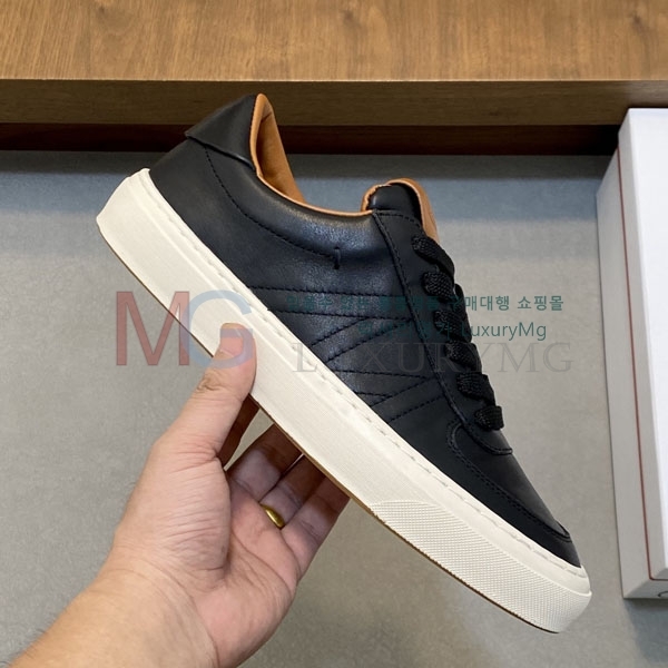 ���� ��**�� ����Ŀ�� MO699032-1