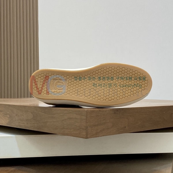 ���� ��**�� ����Ŀ�� MO699033-4