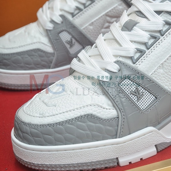 �������� ����*�� ����Ŀ�� LV774560-4