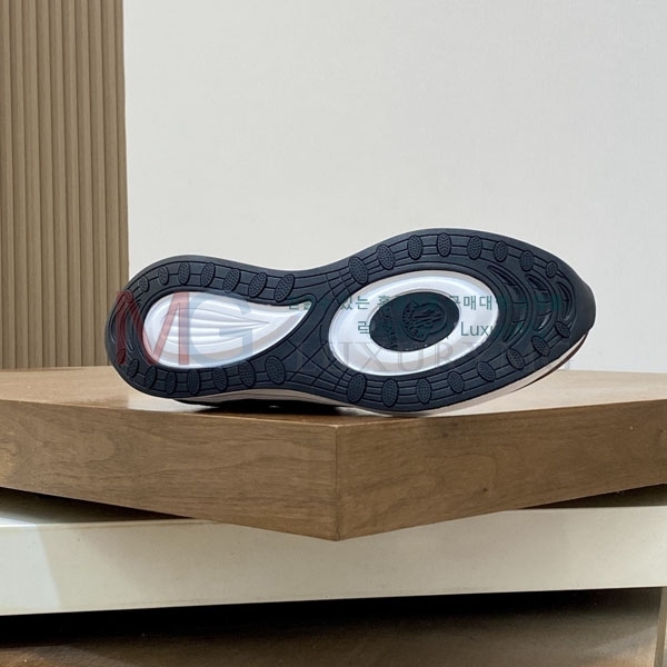 ���� ��**�� ����Ŀ�� MO226033-1