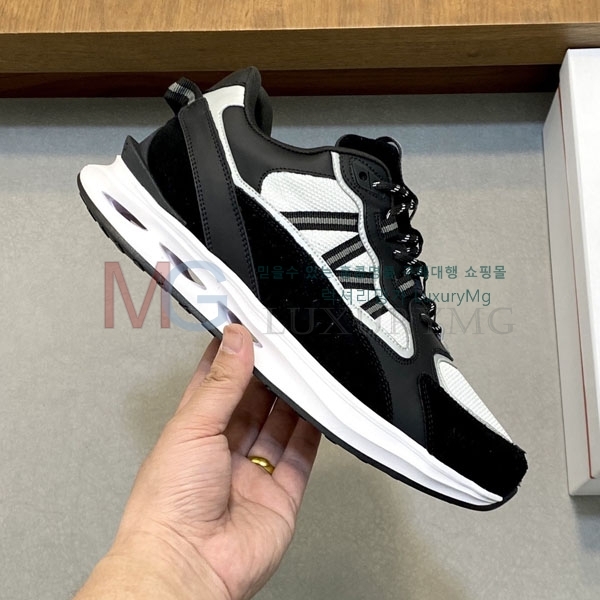 ���� ��**�� ����Ŀ�� MO226035-5