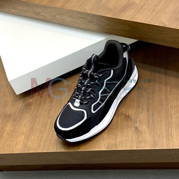 ���� ��**�� ����Ŀ�� MO226036