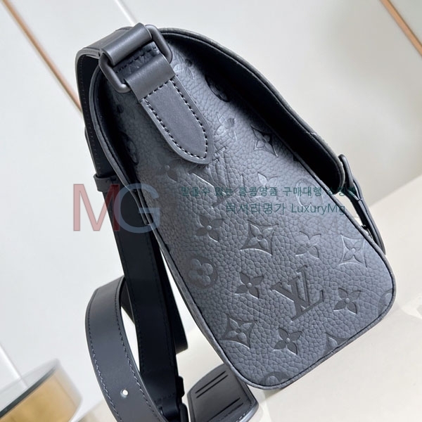 ���̺��� ũ�������� �޽��� M28324-1